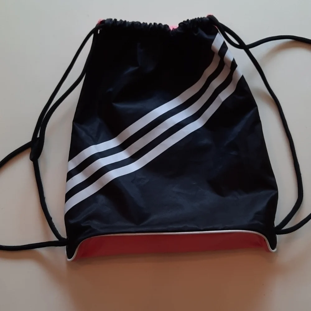 Adidas black pink slingback backpack - Picture 2 of 10